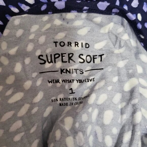 NWOT Torrid Super Soft Blue Ditsy Dot Asymmetrical Drawstring Midi Dress - Picture 6 of 11